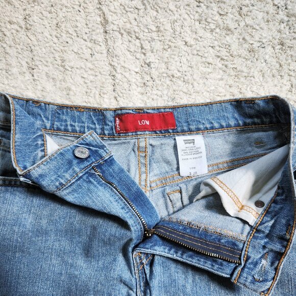 Vintage Levi's Low Rise Red Tab Denim Shorts Juniors Size 3 - Picture 9 of 16